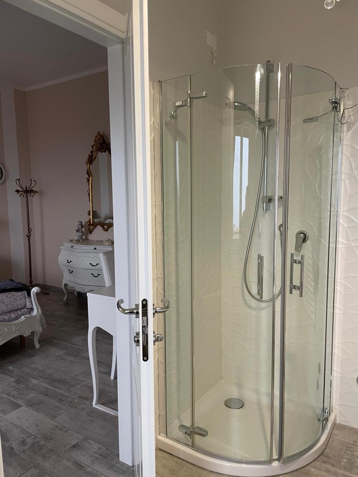 Annali Casa Vacanze - Shabby Style Nella Natura La Spezia Bagian luar foto