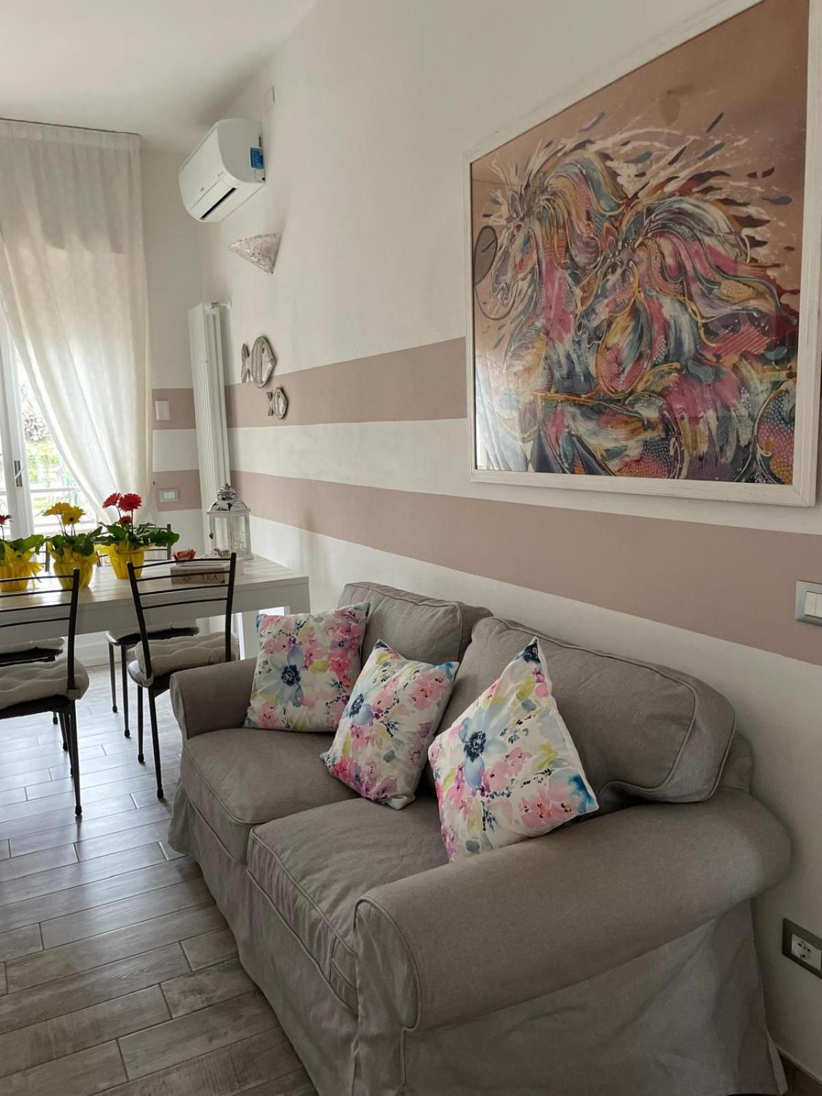 Annali Casa Vacanze - Shabby Style Nella Natura La Spezia Bagian luar foto